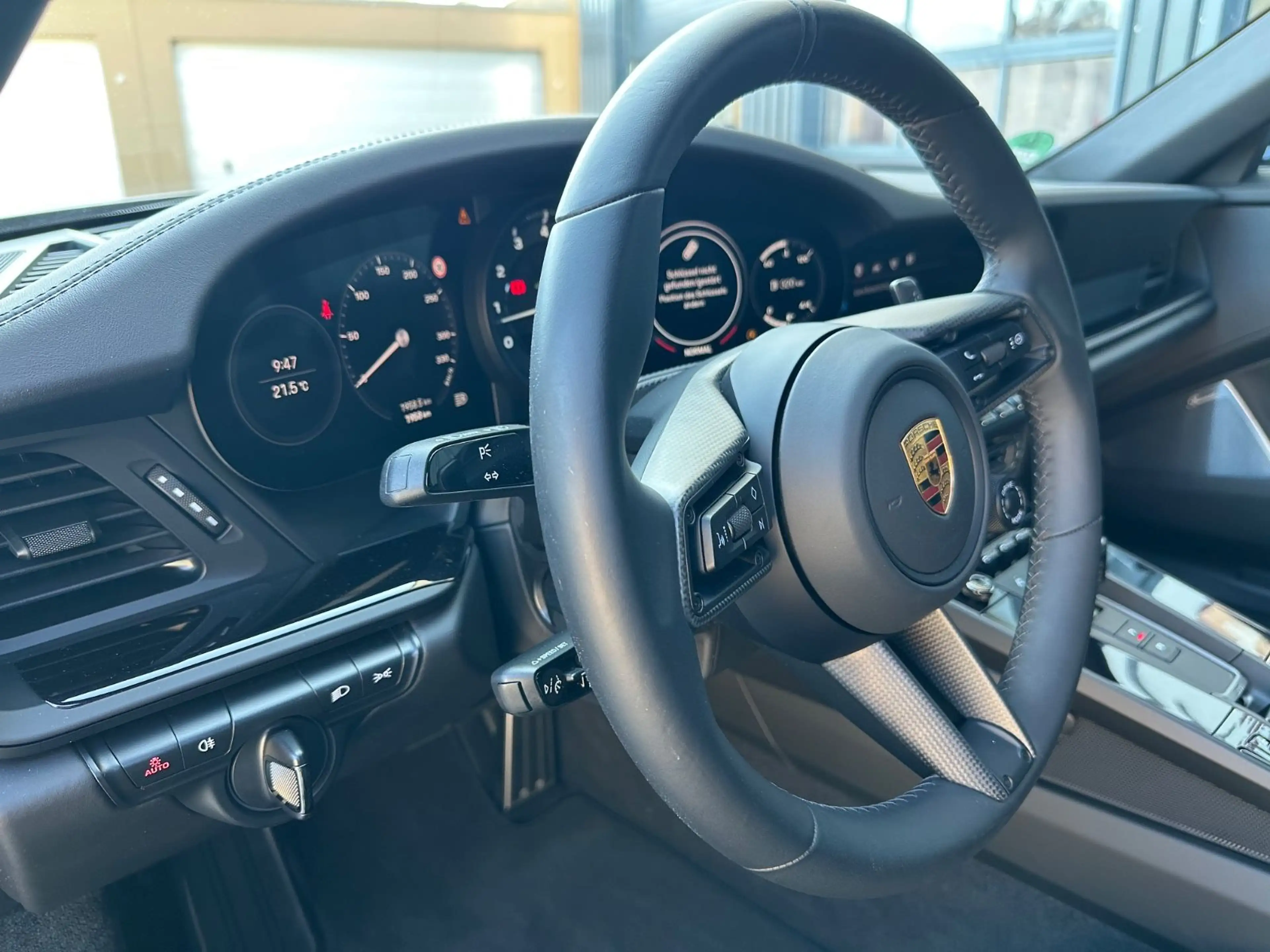 Porsche 992 .1 Targa GTS * Exclusive Manufaktur /2 TKM * — photo 9
