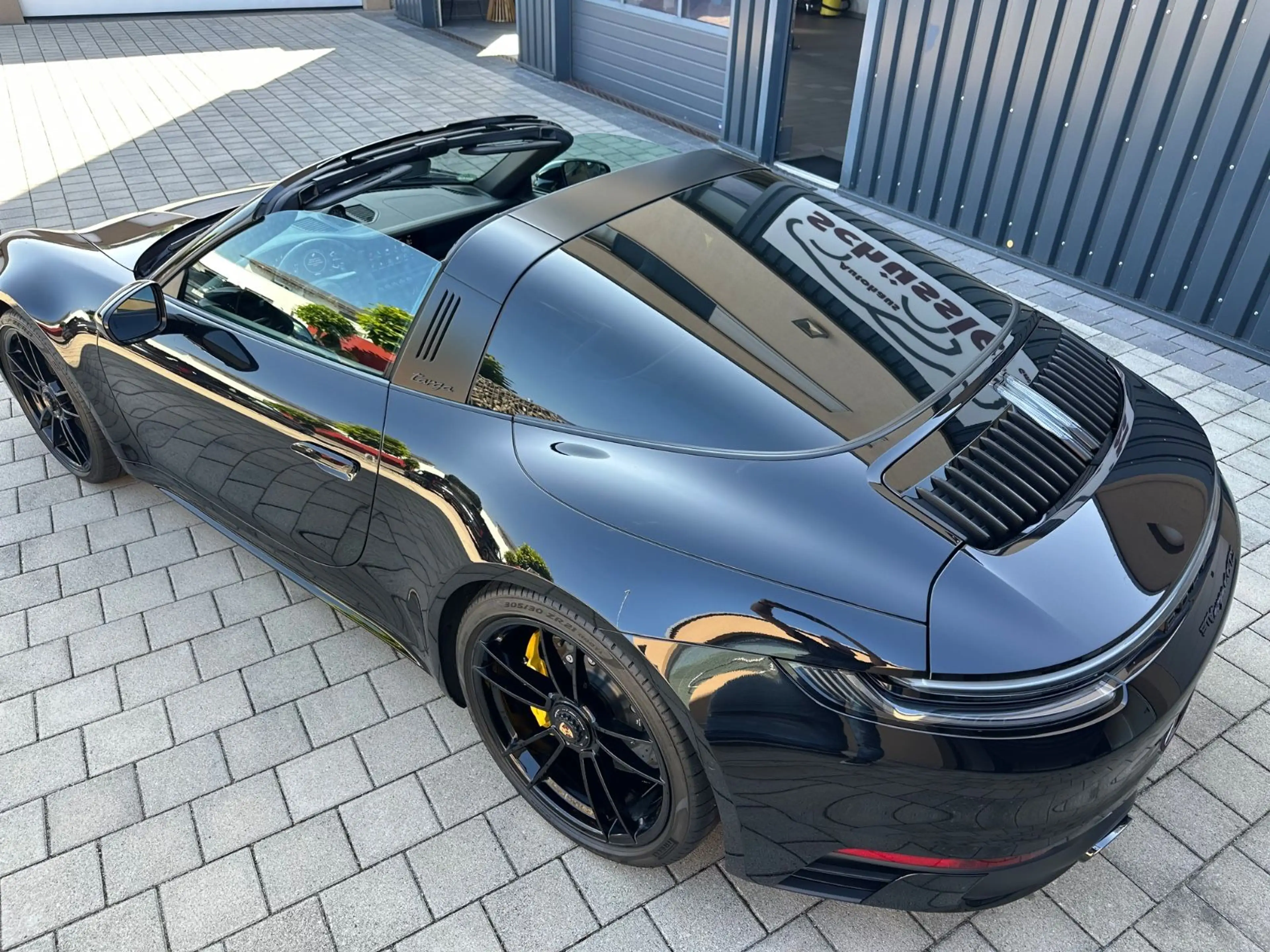 Porsche 992 .1 Targa GTS * Exclusive Manufaktur /2 TKM * — photo 7