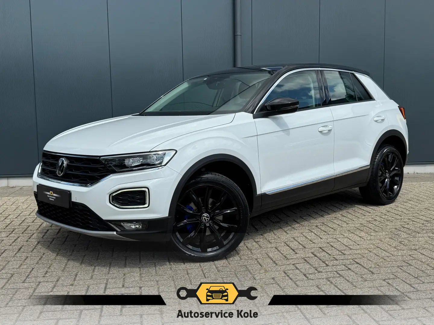 Volkswagen T-Roc 1.5 TSI * Lineassistent * Visueel Cockpit * AppleC Bílá - 1