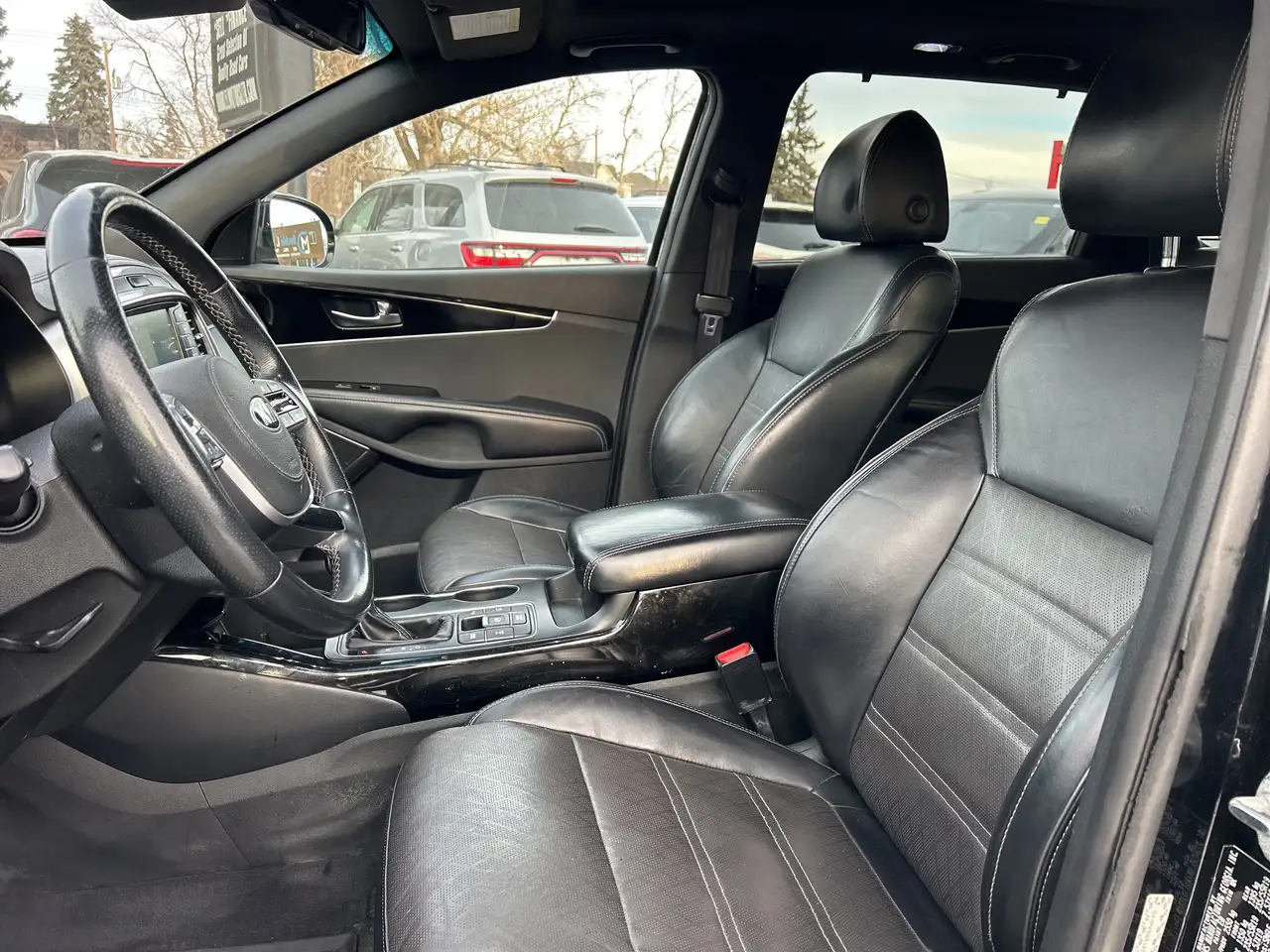 Kia Sorento снимка Kia Sorento
