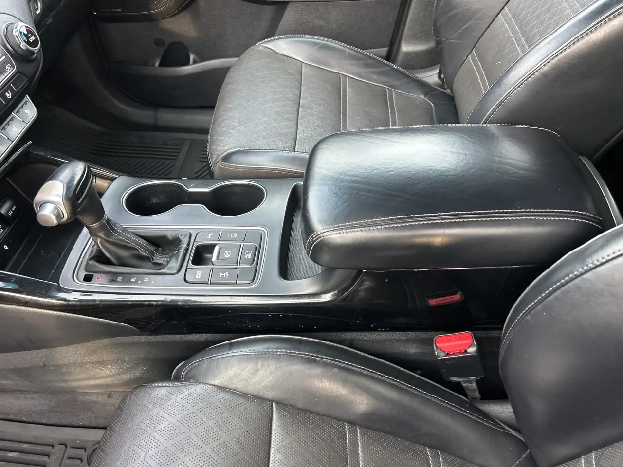 Kia Sorento снимка Kia Sorento