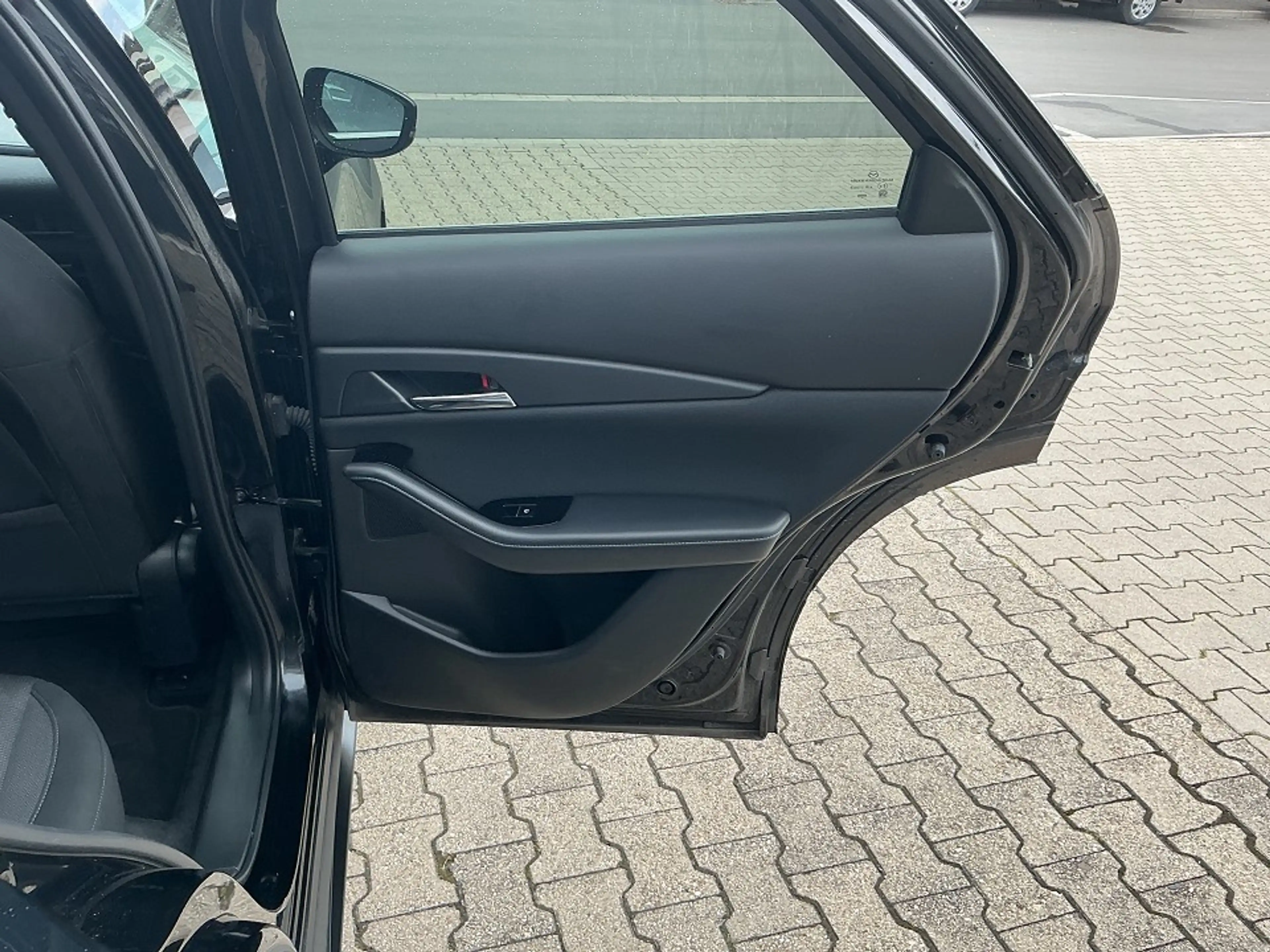 Mazda CX-30 SKY-X 2.0 M 137 kW (186 PS) Selection Matrix Bose — photo 13