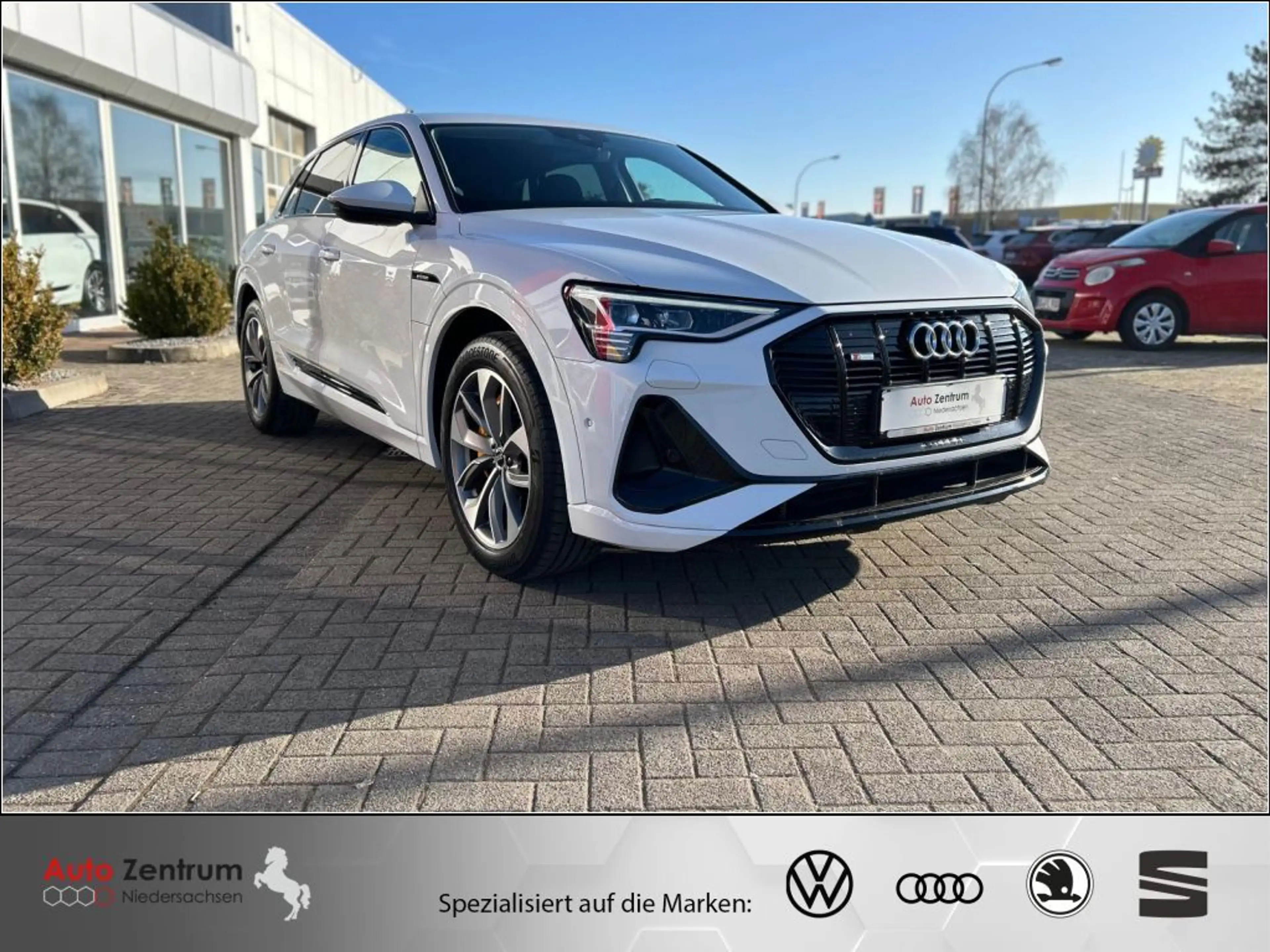 Audi e-tron 55 quattro S-LINE **AZN-Förderung** Bat-ZERTIFIKAT — photo 4