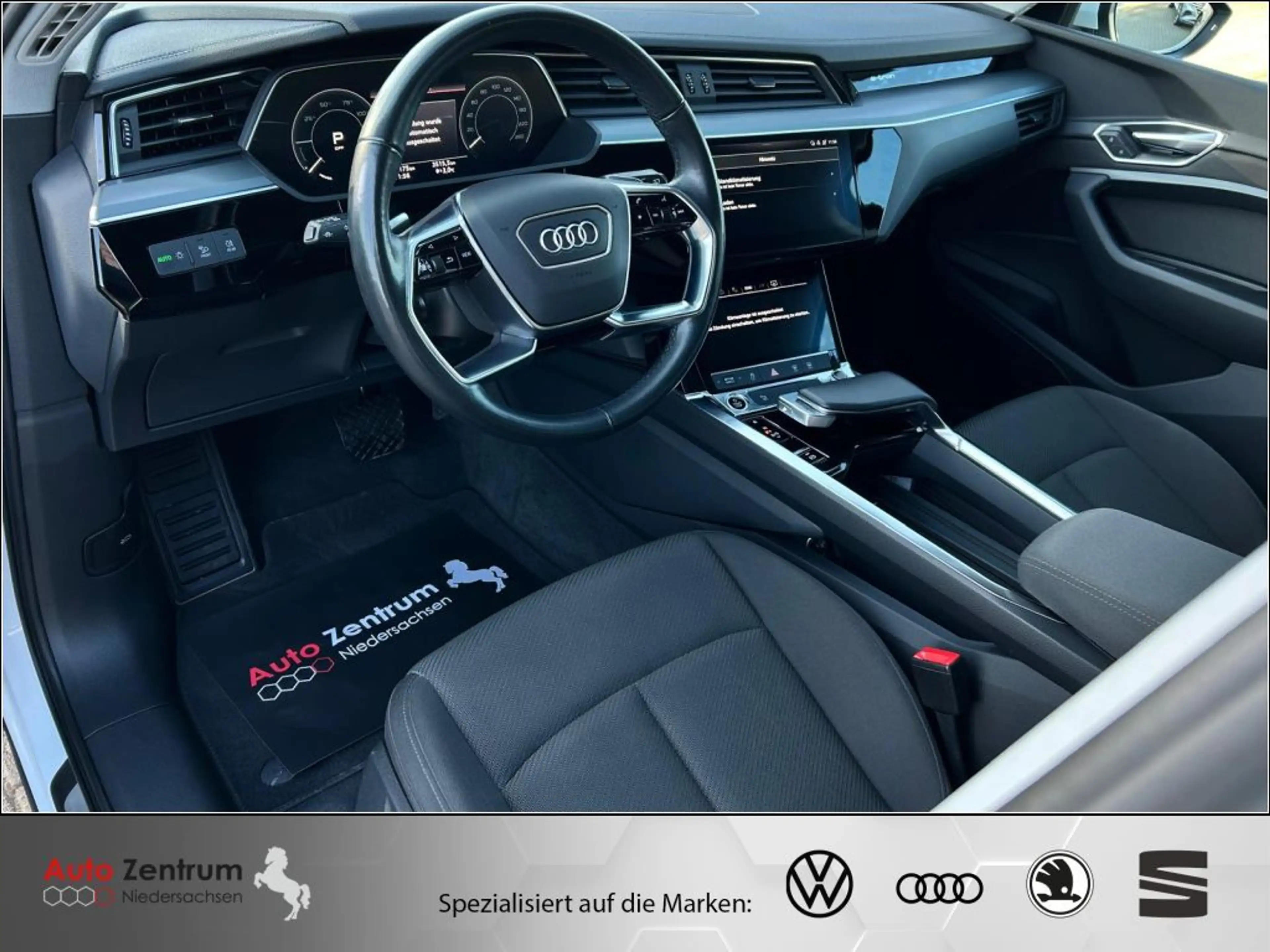 Audi e-tron 55 quattro S-LINE **AZN-Förderung** Bat-ZERTIFIKAT — photo 13