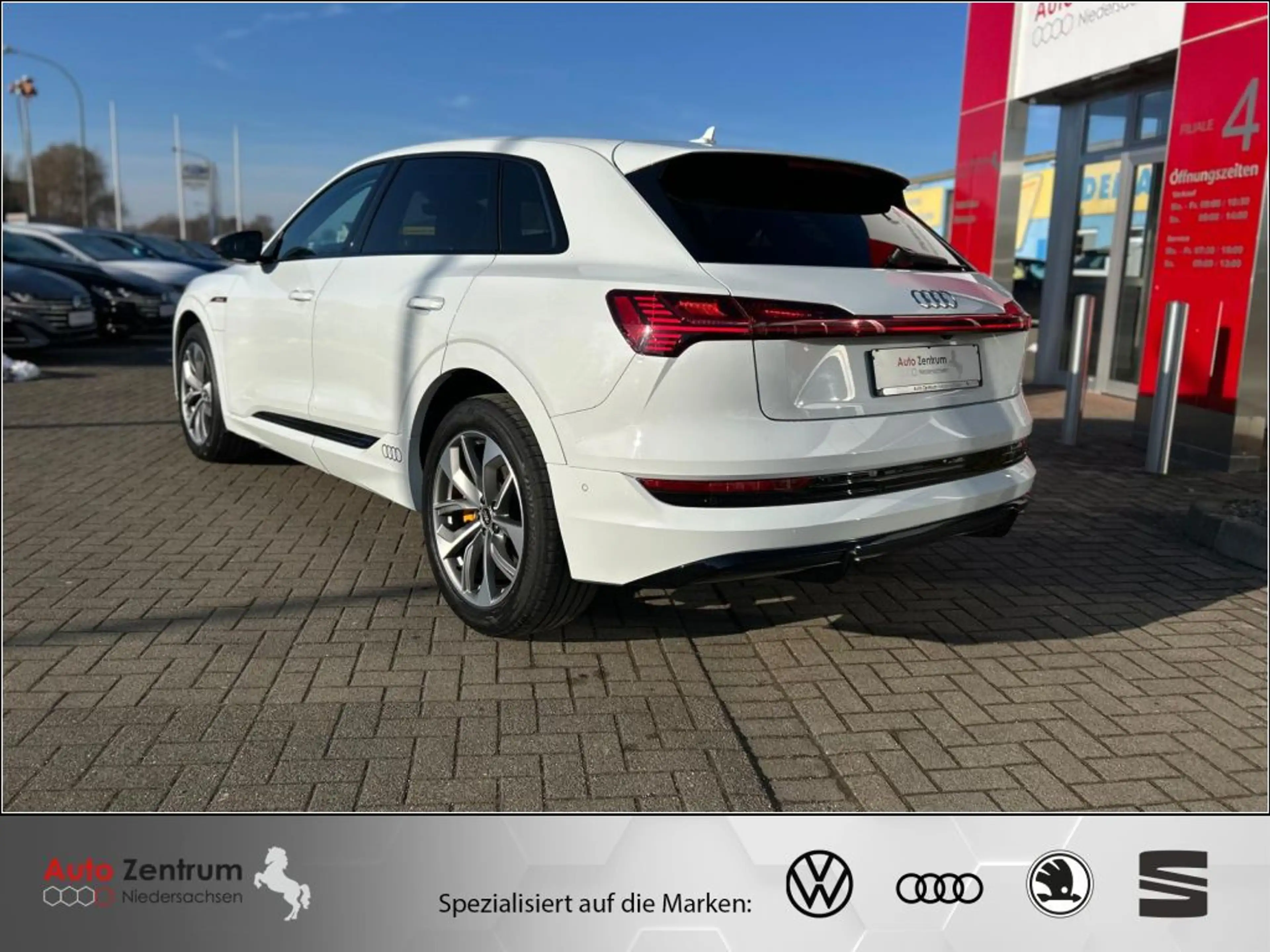 Audi e-tron 55 quattro S-LINE **AZN-Förderung** Bat-ZERTIFIKAT — photo 10
