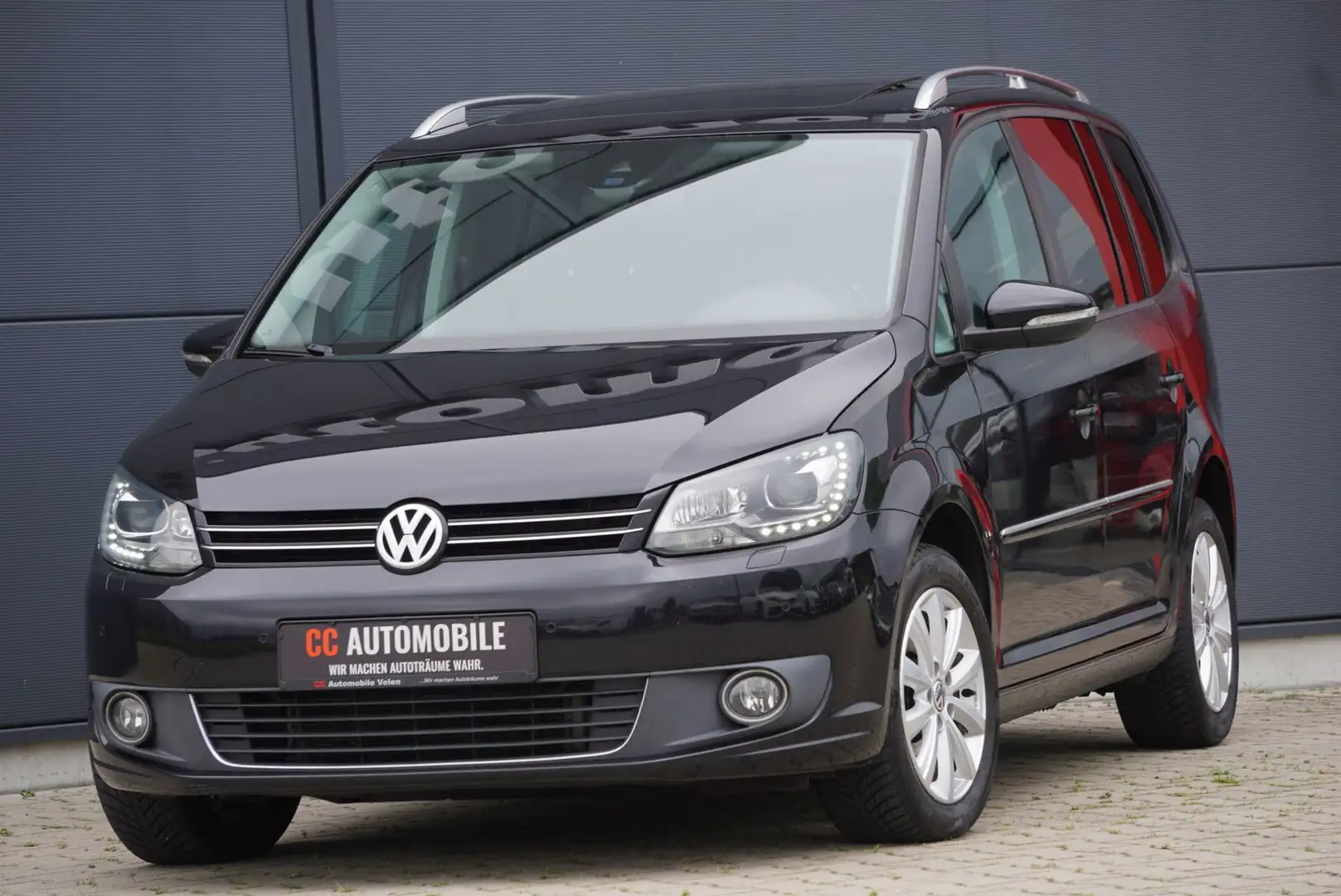 Volkswagen Touran Highline BMT+Pano+Kamera+AHK+Xenon+Sound+ Negro - 2