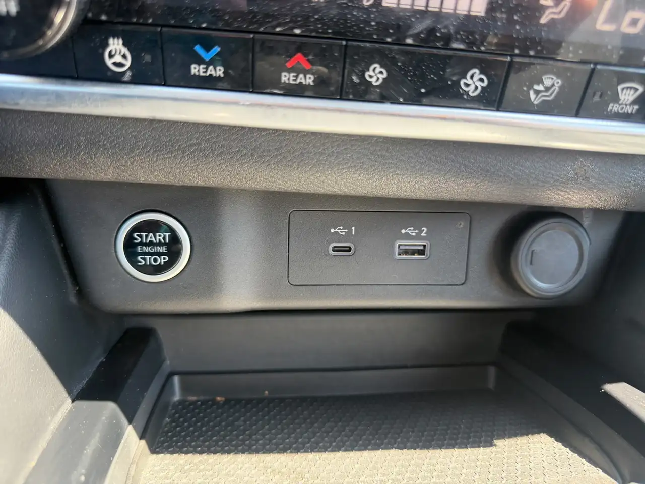 Nissan Rogue photo Nissan Rogue