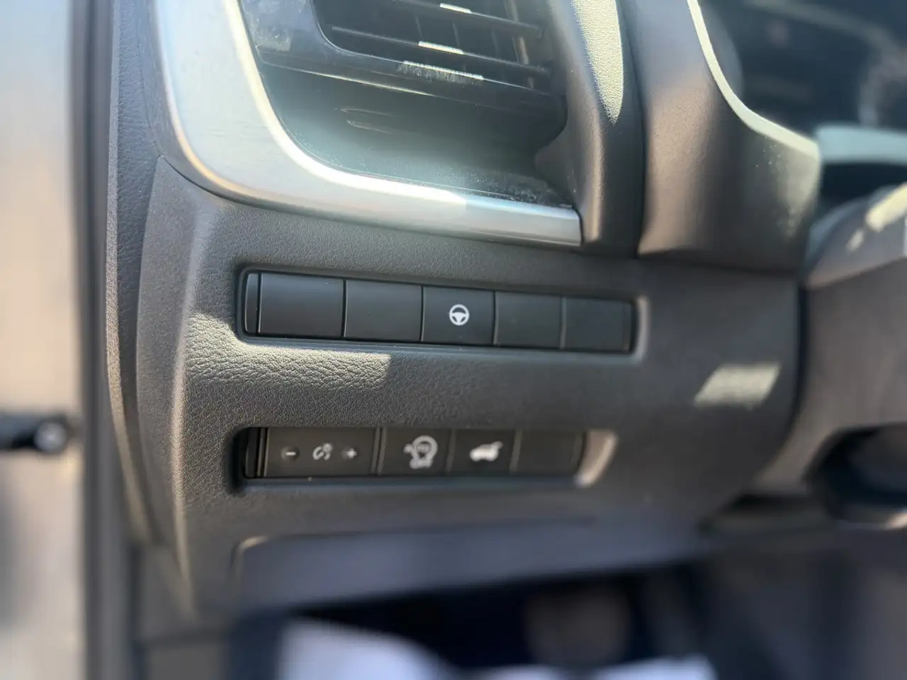 Nissan Rogue photo Nissan Rogue