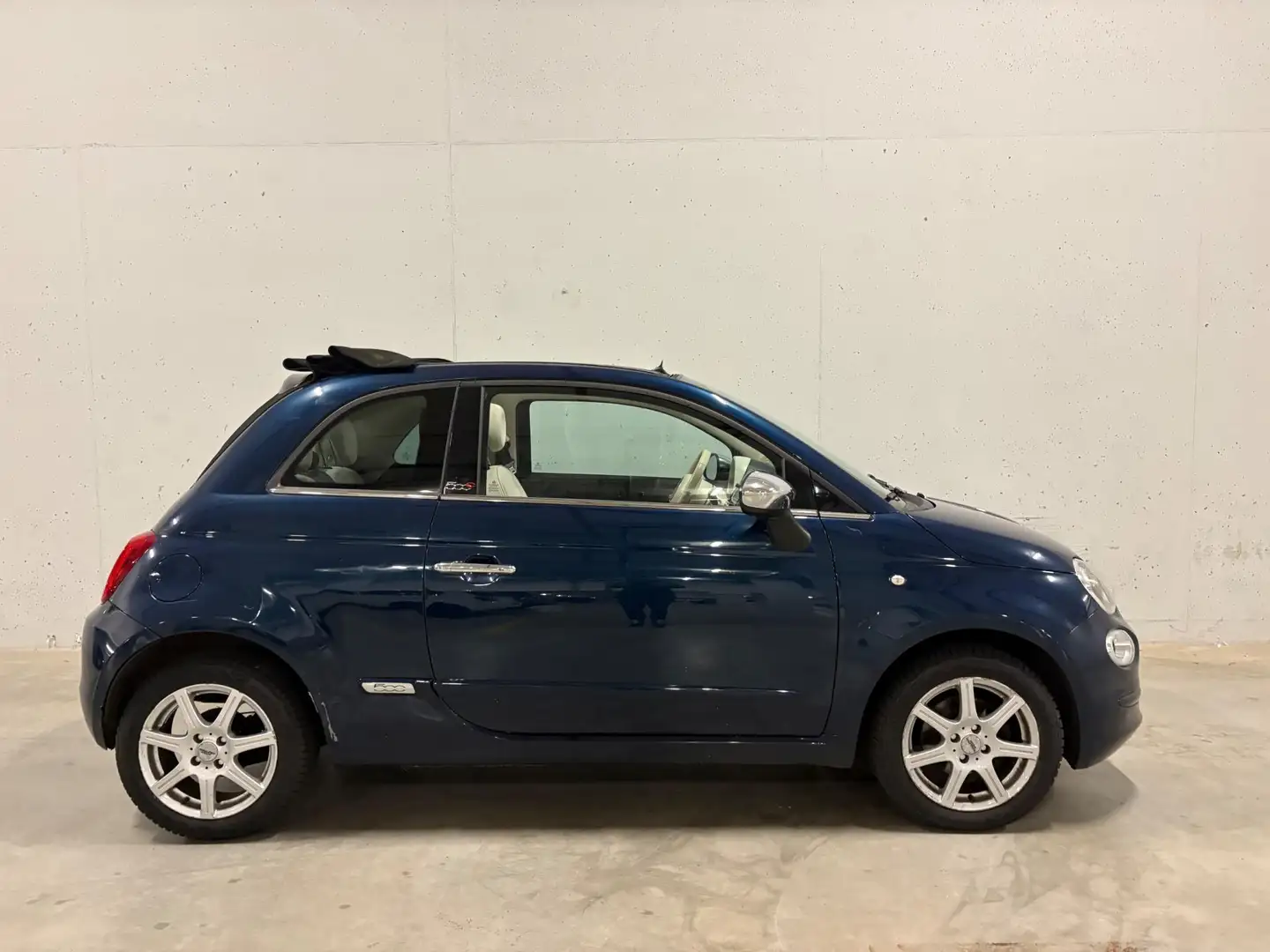 Fiat 500C 0.9 TwinAir Turbo Lounge BTW 21% Cruise Control PD Blauw - 2