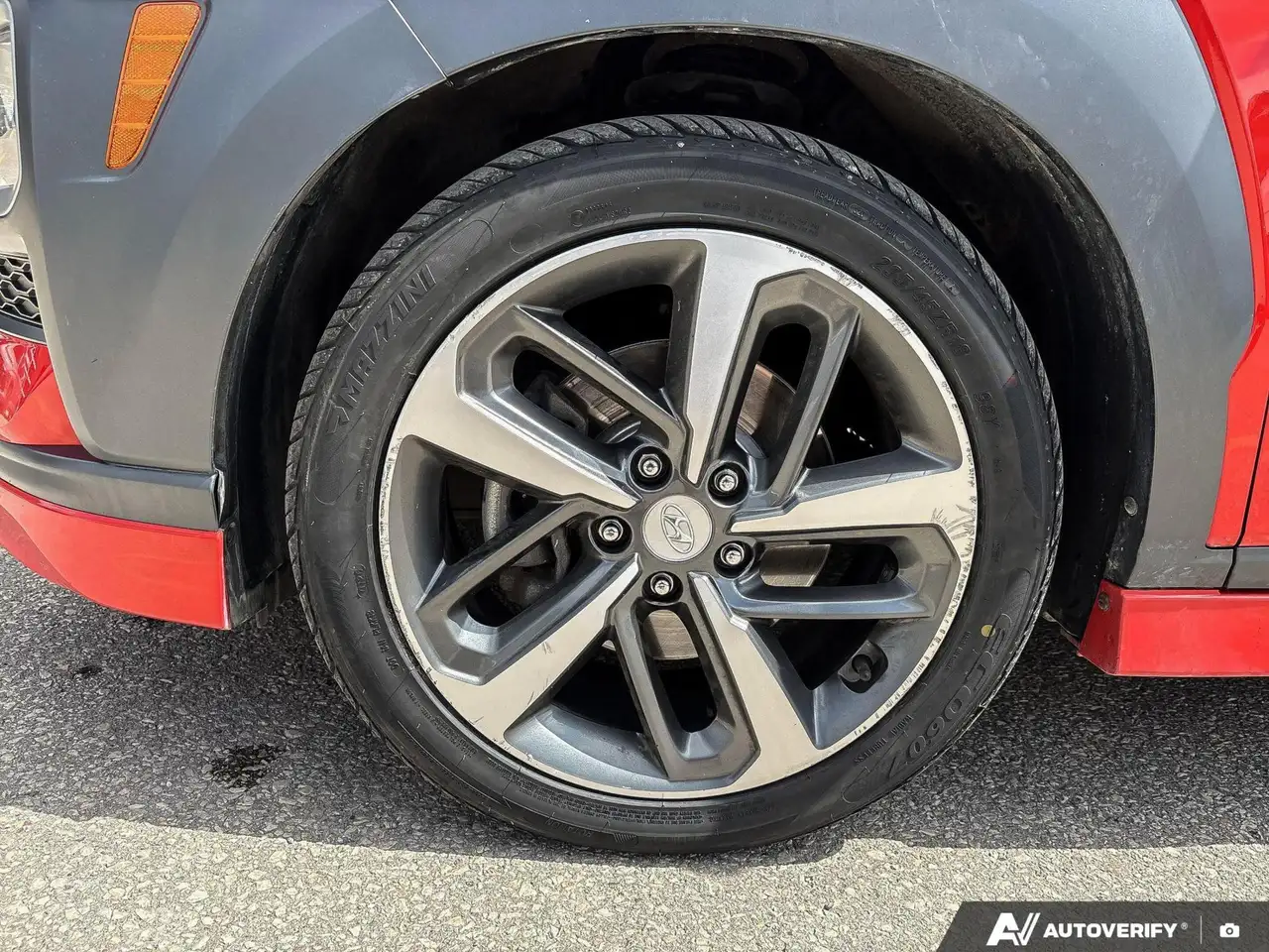 Hyundai KONA снимка Hyundai KONA