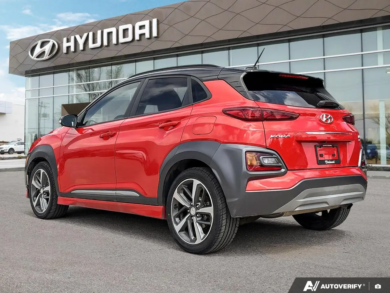Hyundai KONA снимка Hyundai KONA