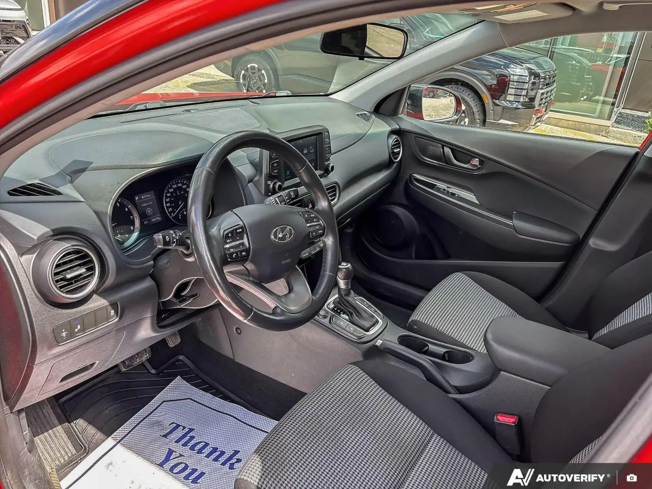 Hyundai KONA снимка Hyundai KONA
