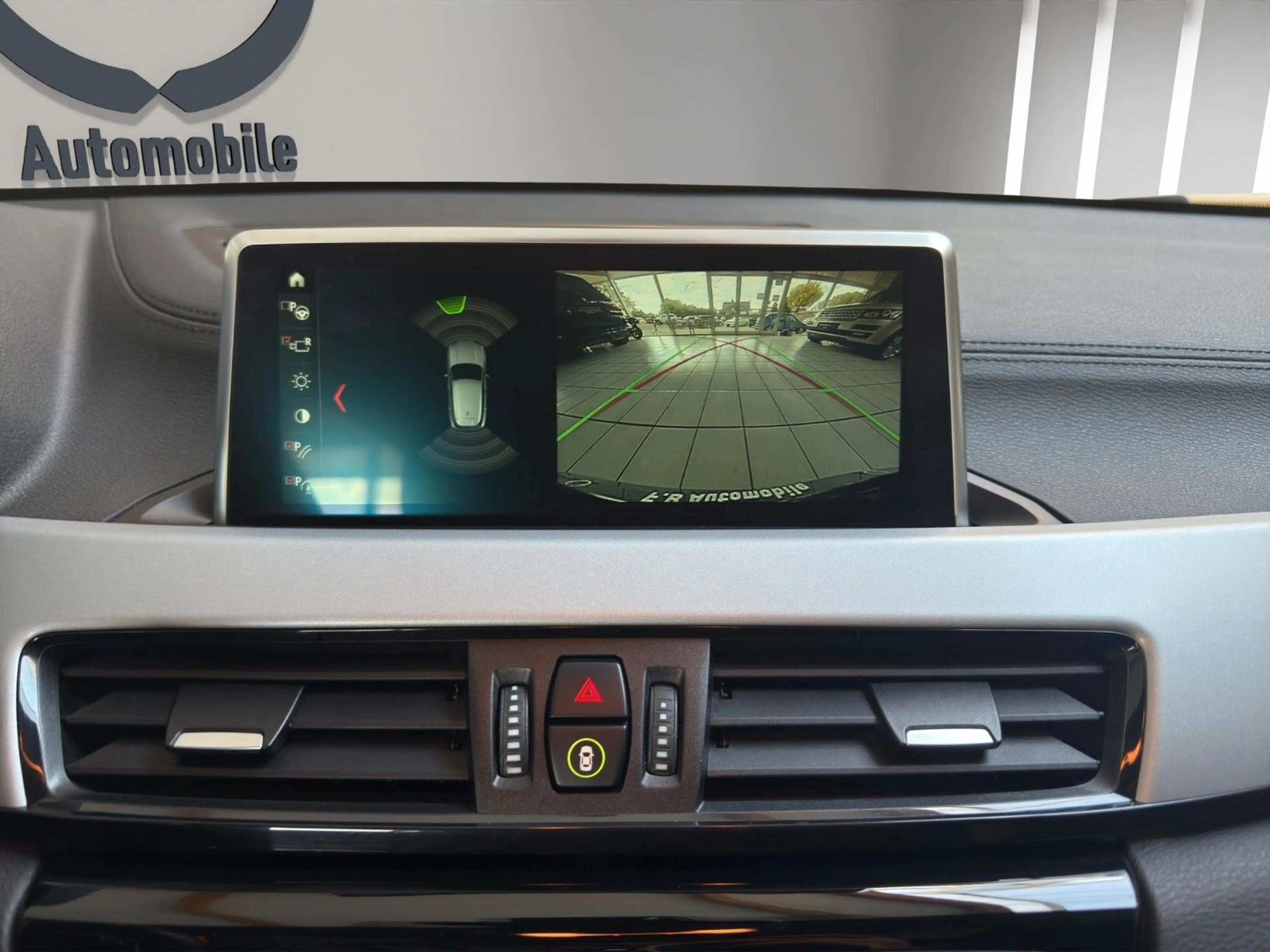 BMW X2 sDrive 20 i Advantage/HUD/RFK/UVM — photo 14