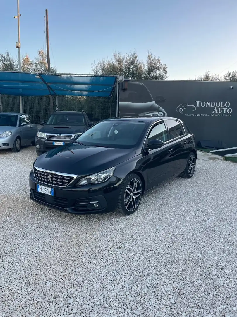Peugeot 308 BlueHDi 120 S&S EAT6 GT Line Schwarz - 2