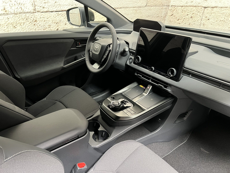 Toyota C-HR+ 165 kW Teamplayer — photo 6