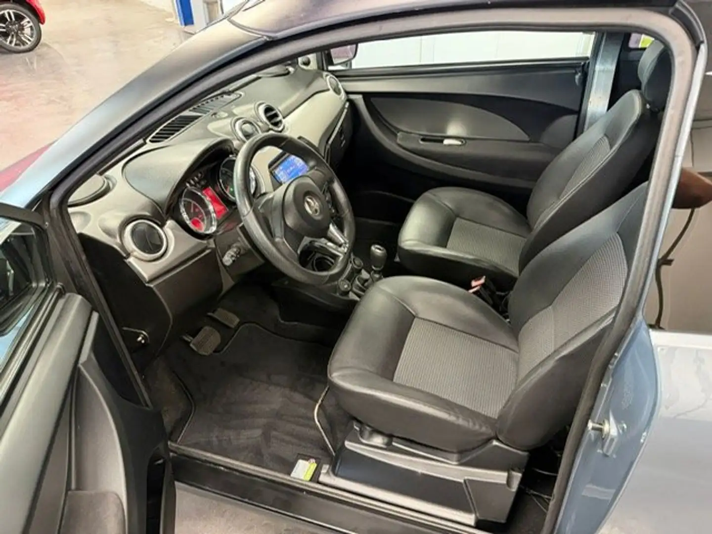 Aixam Crossline Сірий - 2