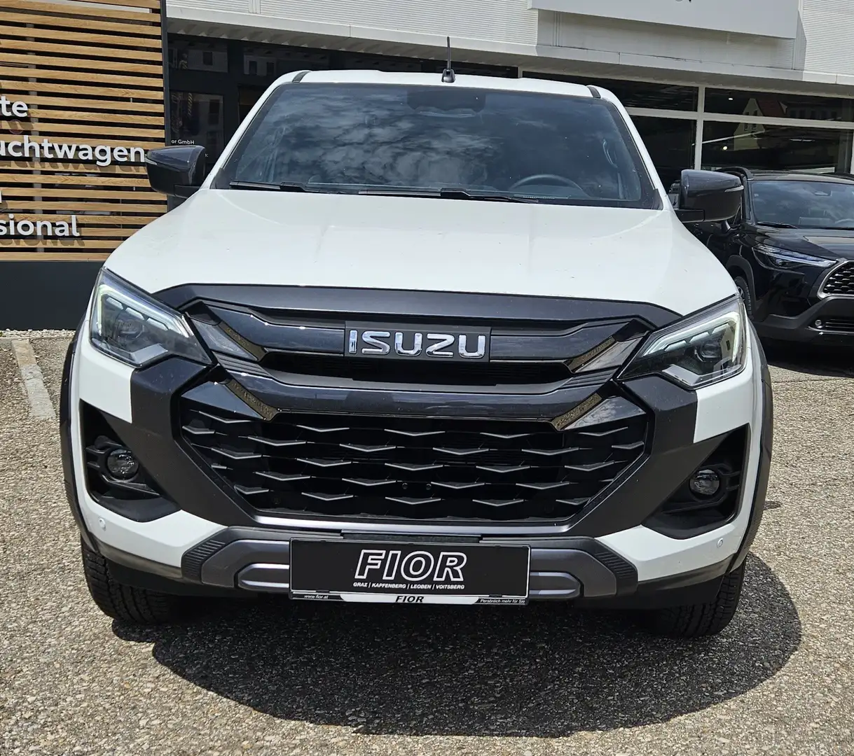 Isuzu D-Max V-Cross Double Cab Weiß - 2