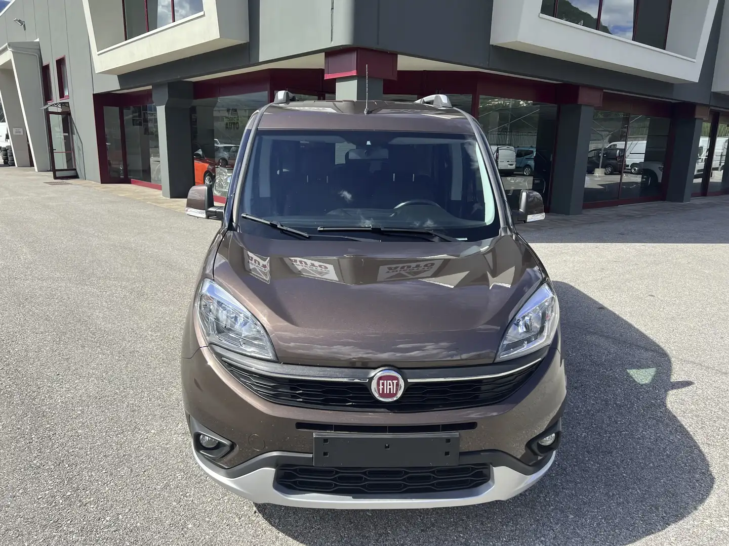 Fiat Doblo 1.6 MJT 95cv Trekking Brun - 2