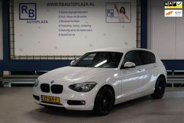 1-serie 114i EDE / NAV / STOELVERWARMING / D-GLAS