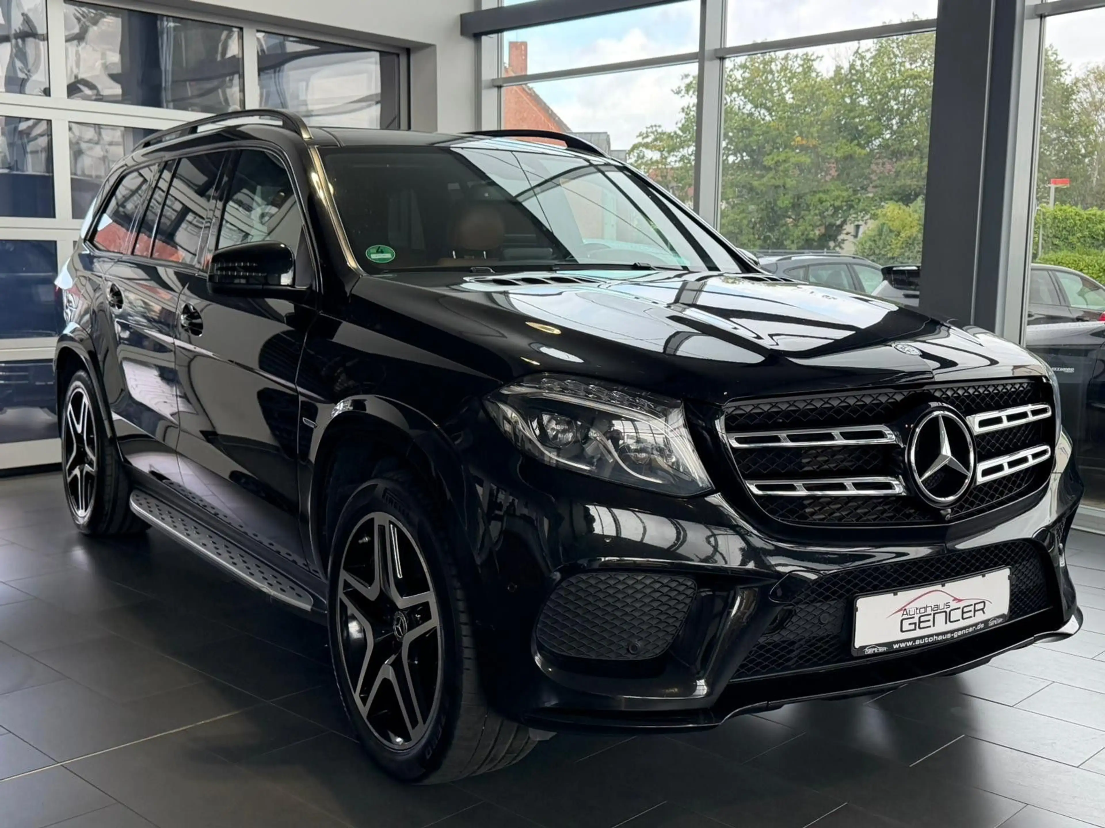 Mercedes-Benz GLS 350 d 4M Grand Edition 3.0 CDI"AMG/LED/Pano" — photo 3