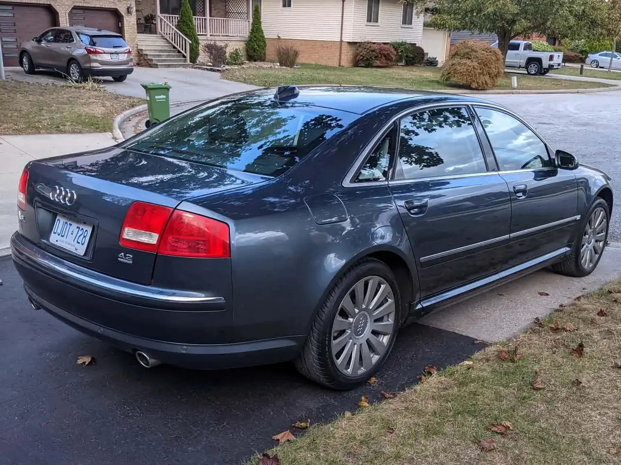 Audi A8 снимка Audi A8