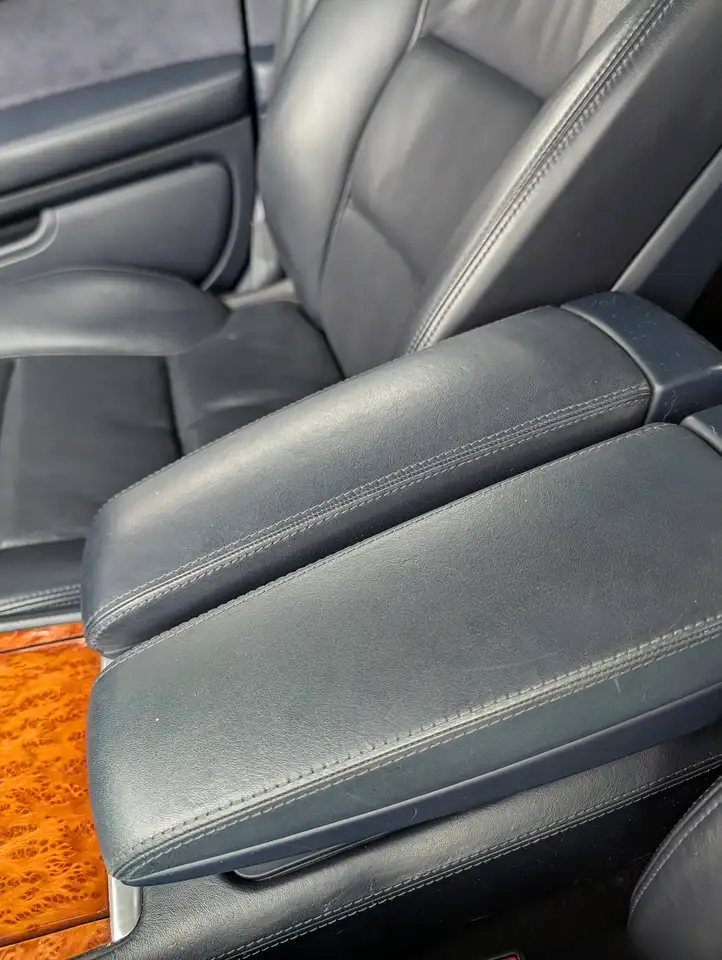 Audi A8 снимка Audi A8