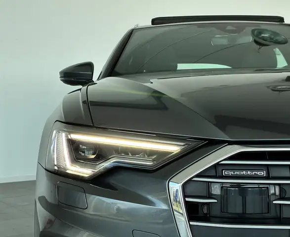 Audi A6 view 7