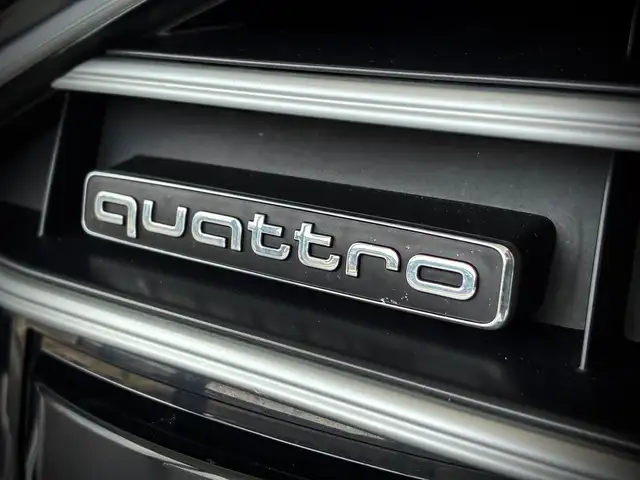 Audi A6 view 5