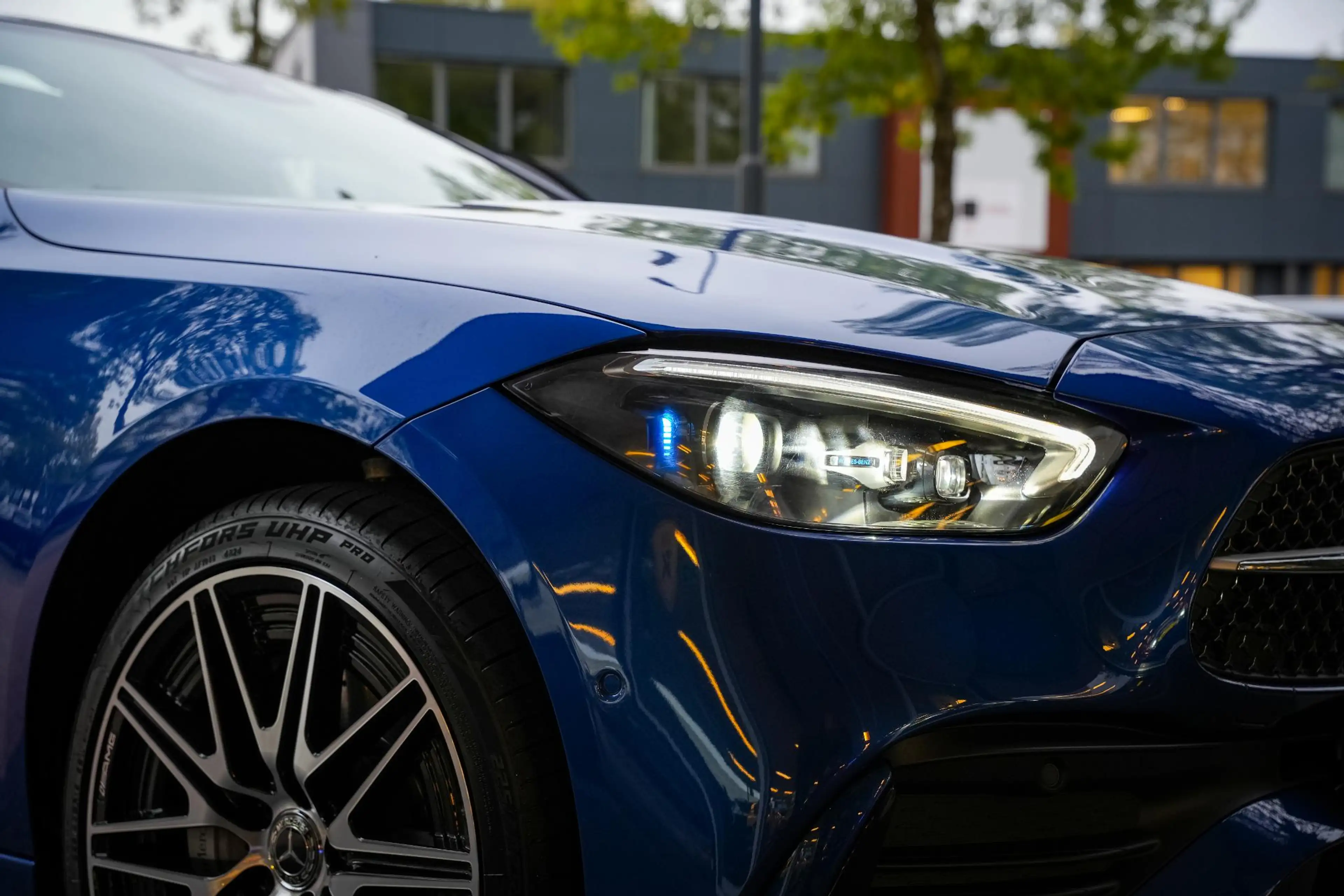 Mercedes-Benz C 300 e AMG Line Panoramadak Full Ambient Adapt. Cruise — photo 23