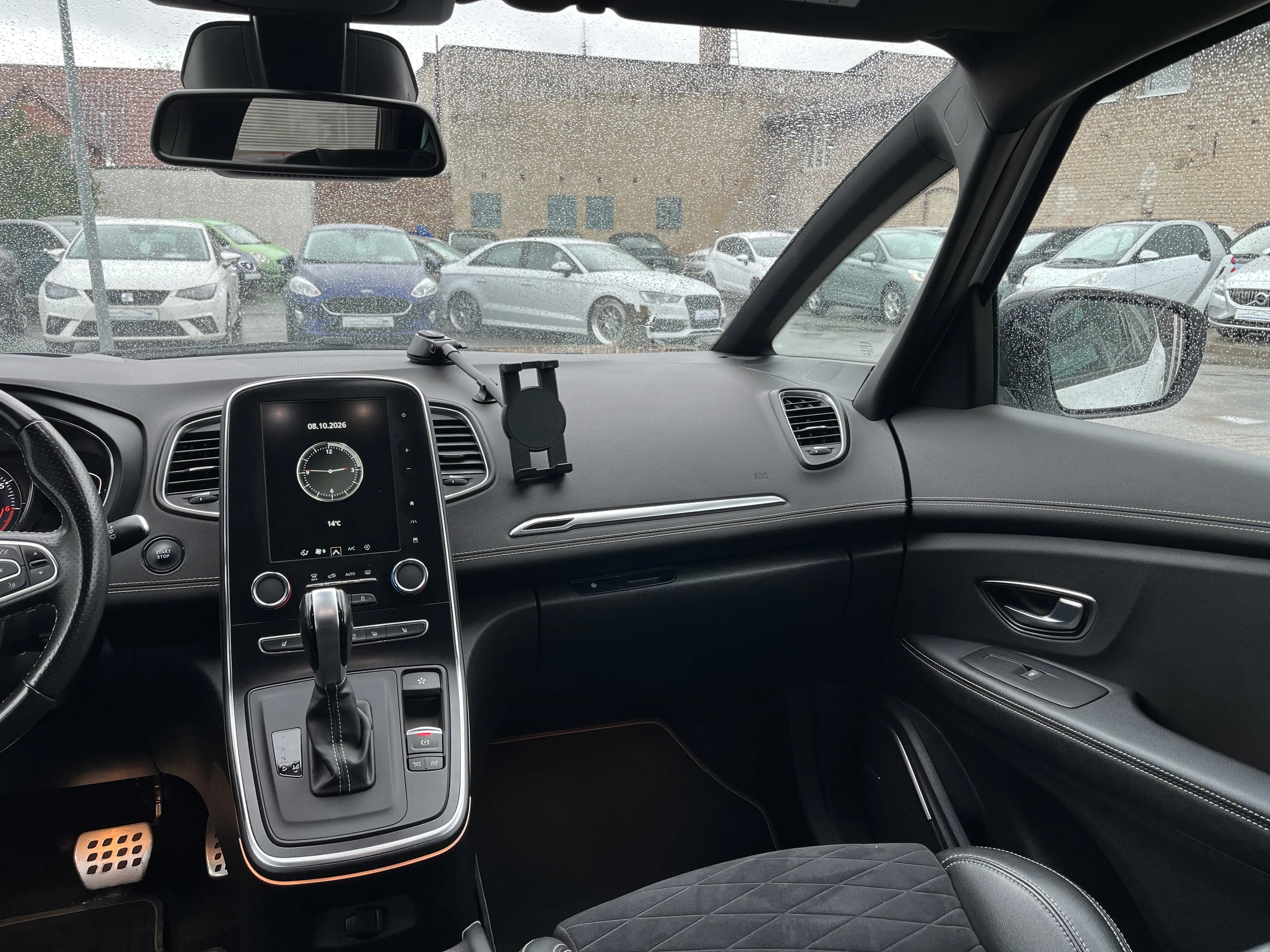Renault Scenic Black Edition Bose Aut. 150Tce mit 20.Zoll.. — photo 11