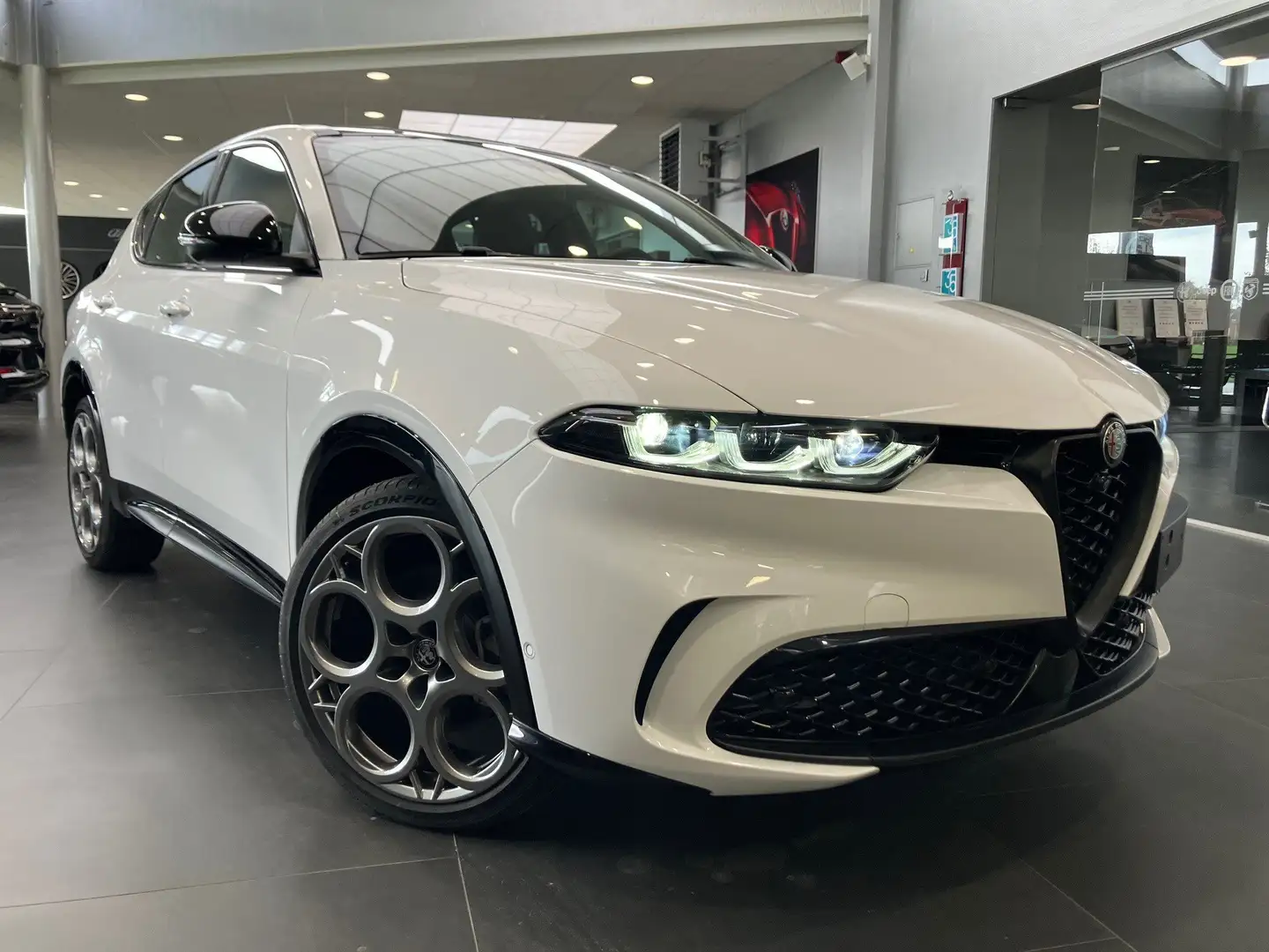 Alfa Romeo Tonale SPRINT |1.5 TURBO 130 Hybrid | OPEN DAK + LEDER! Wit - 1