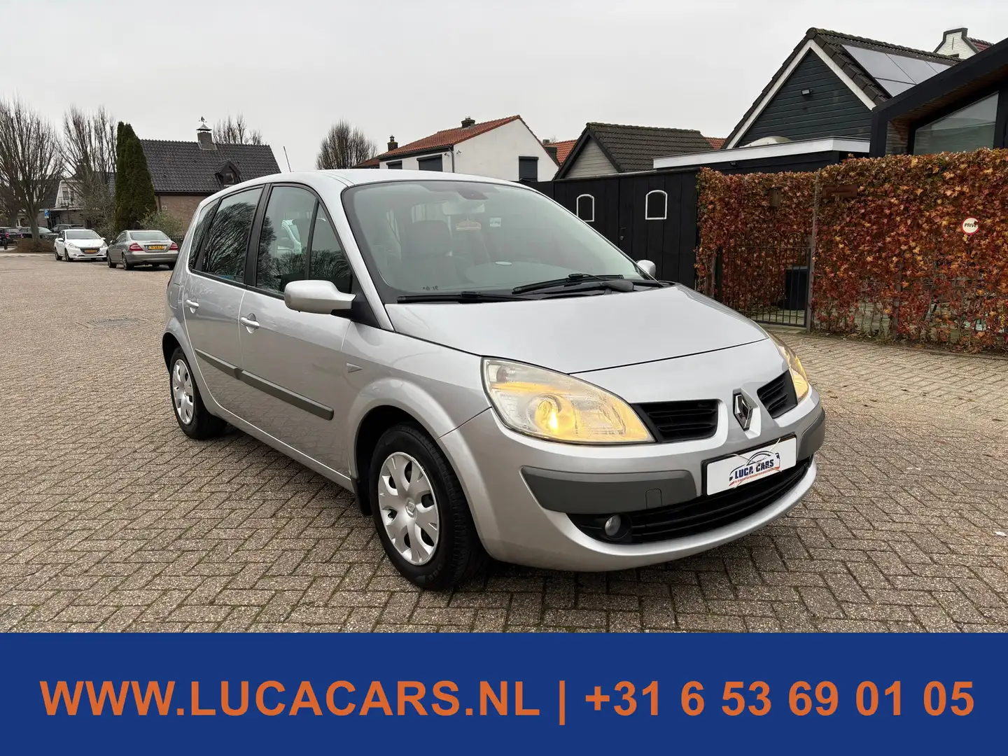 Renault Scenic 1.6-16V Business Line NIEUWE APK! 2X SLEUTEL Gris - 2