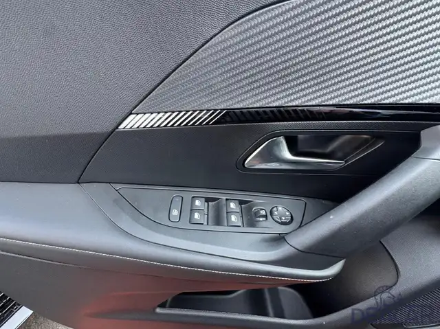 Peugeot 2008 view 20