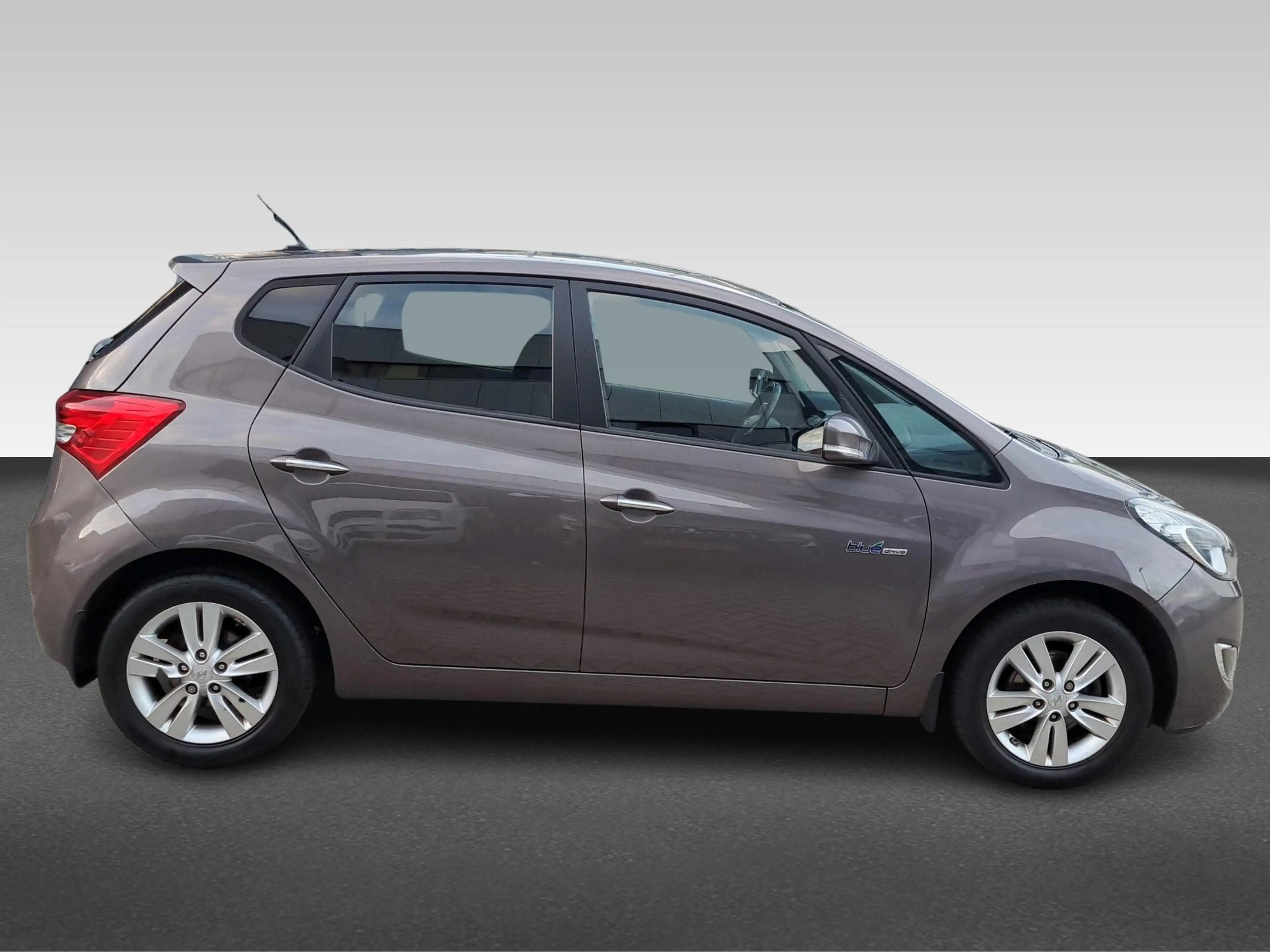 Hyundai iX20 1.4i Go! met slecht 47.250 kilometer! — photo 9