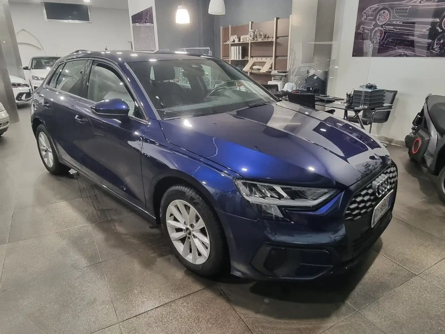 Audi A3 SPB 30 TDI Business Blau - 1