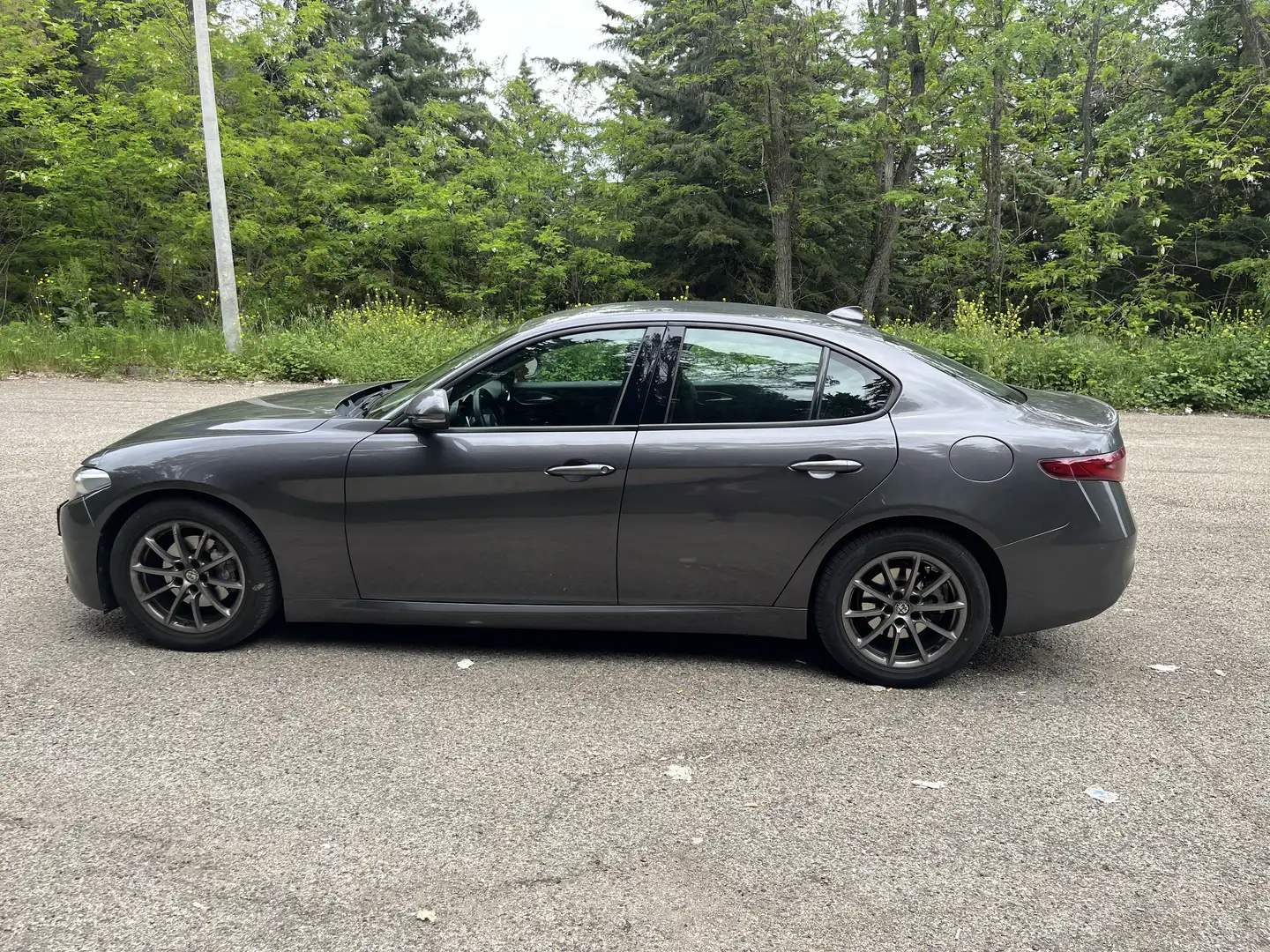 Alfa Romeo Giulia 2.2 t Business Sport Launch Edition 180cv auto - 1