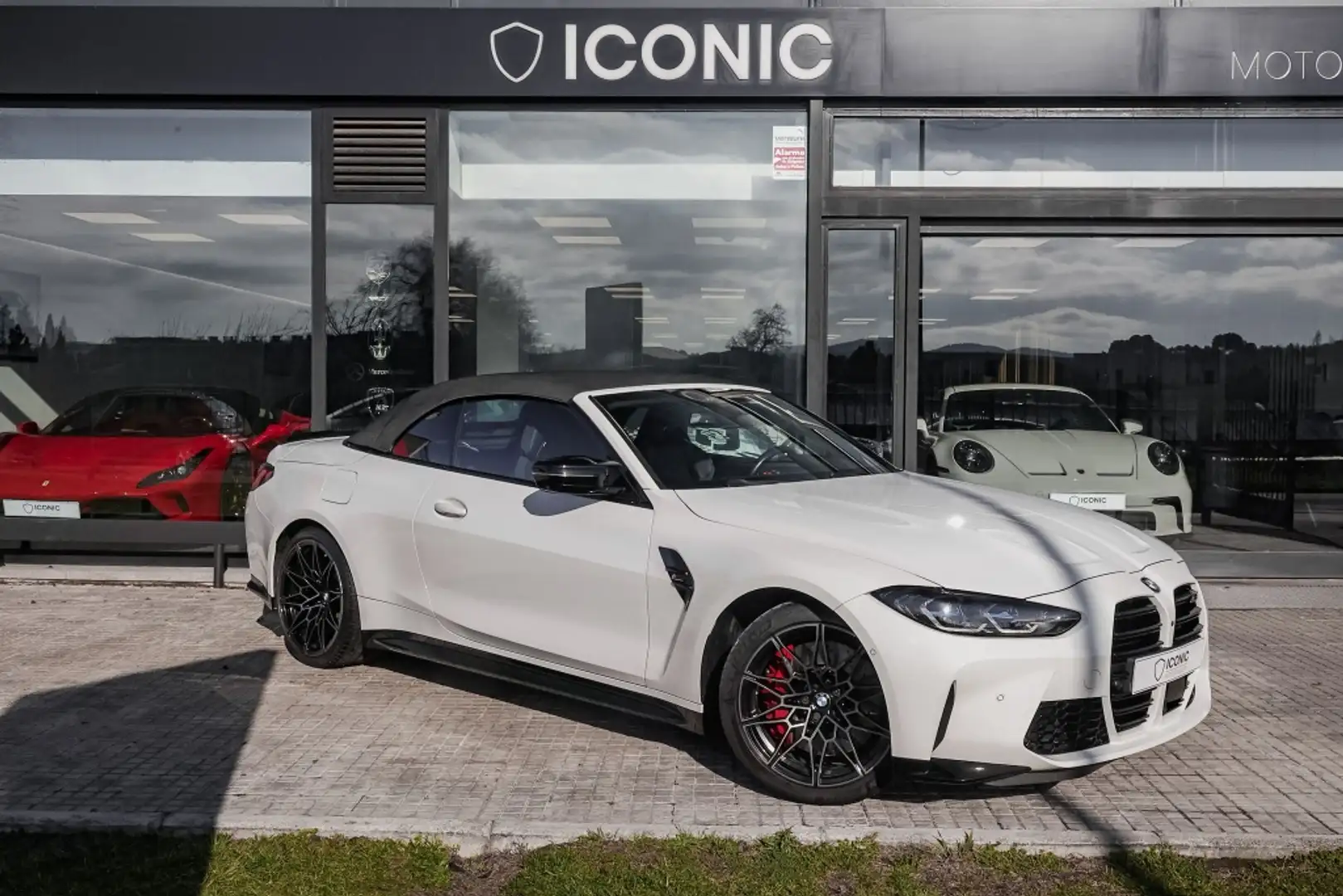 BMW M4 Cabrio Competition xDrive Blanc - 1