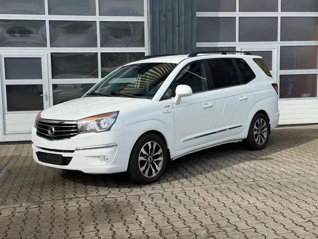 SsangYong Rodius Crystal 4WD/Leder/Euro6/PDC/1-Hand