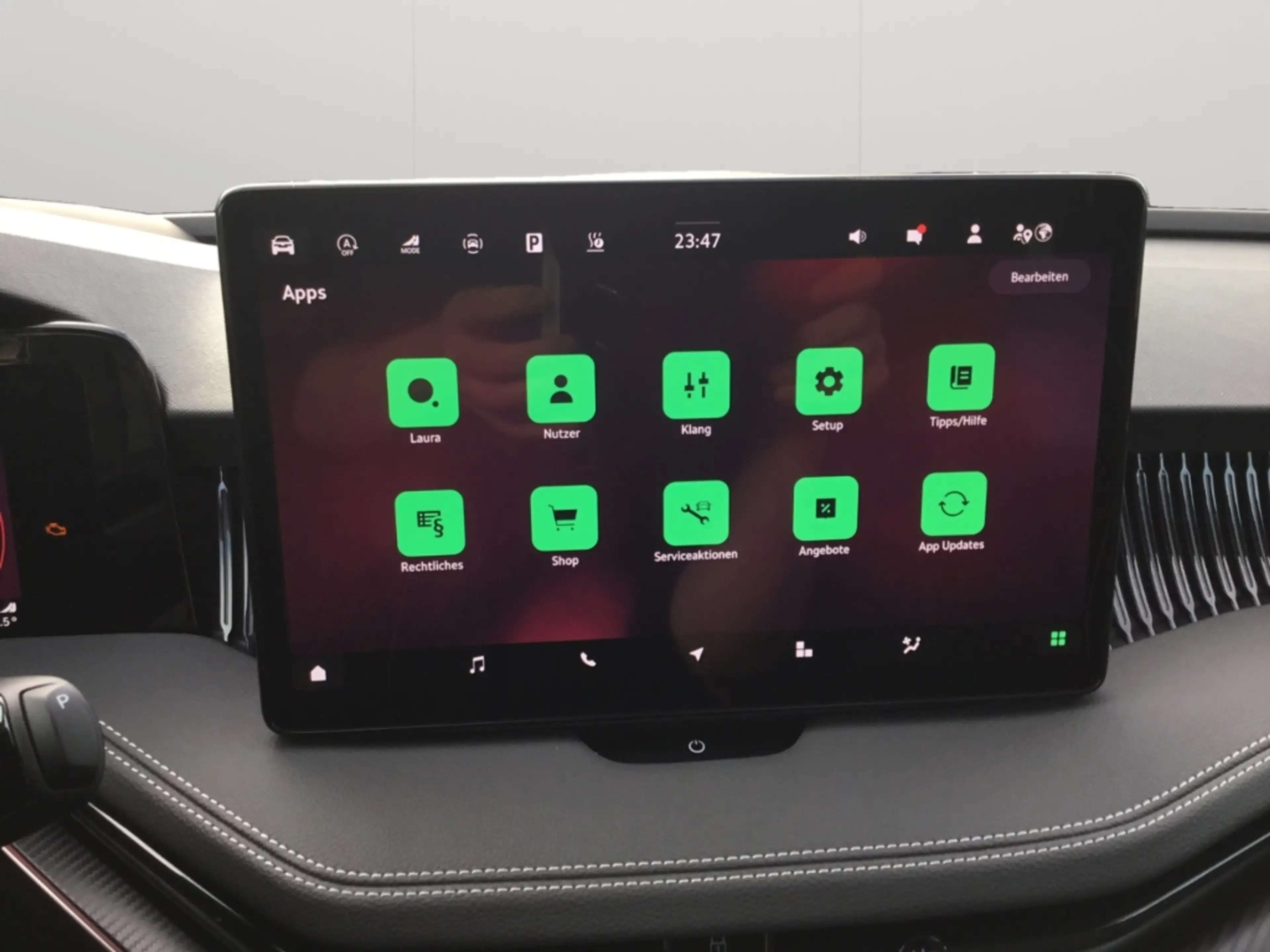 Skoda Superb Combi 2.0TSI 4x4 DSG Sportline Matrix AHK STHZ Nav — photo 13