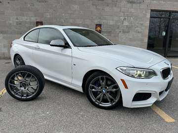 M235i xDrive, Mint, Winter Wheels, Clean Carfax