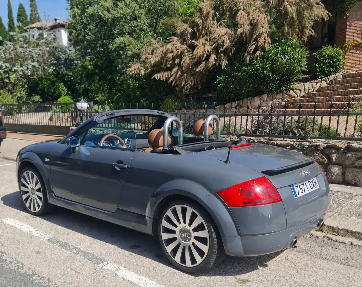 Audi TT Roadster 1.8T quattro 225, foto 3
