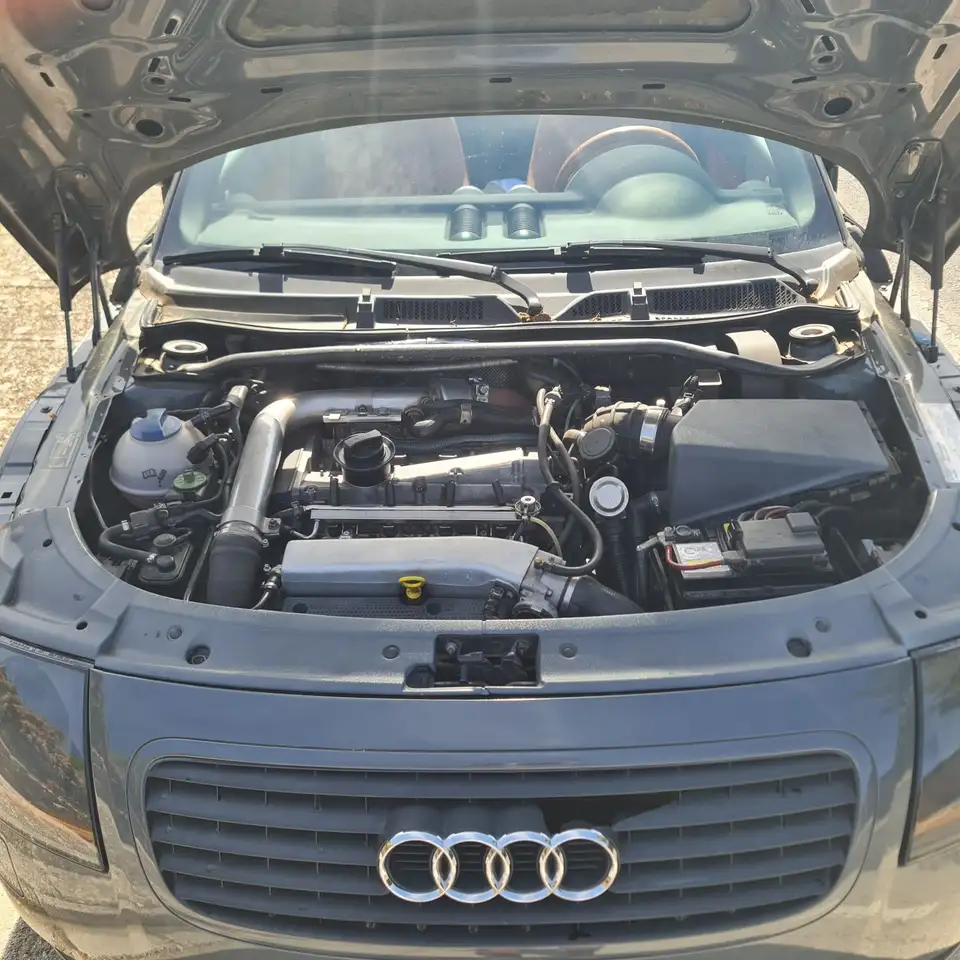 Audi TT Roadster 1.8T quattro 225, foto 7