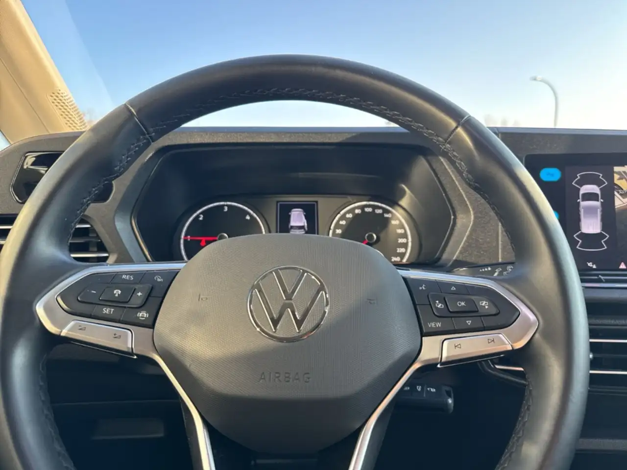 Volkswagen Caddy 2.0 TDI Life Navi ACC Mehrzonenklima Musikstreamin 9
