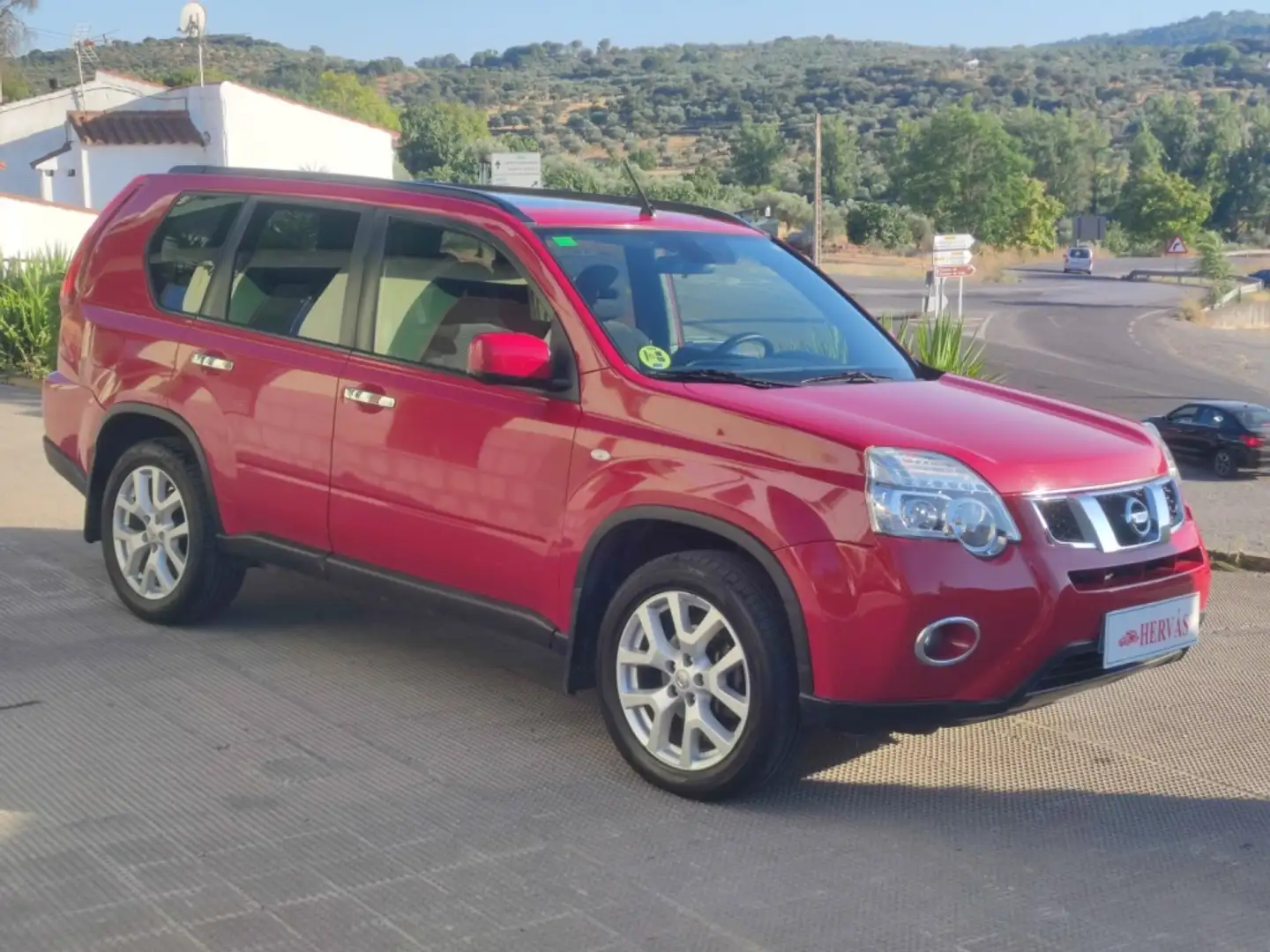 Nissan X-Trail 2.0dCi 360 Rojo - 2