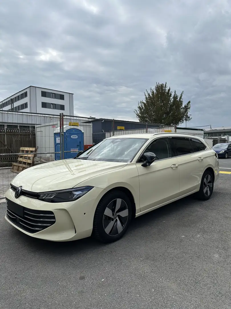 Volkswagen Passat Variant 2.0 TDI SCR DSG Business TAXI/MIETWAGEN - 1