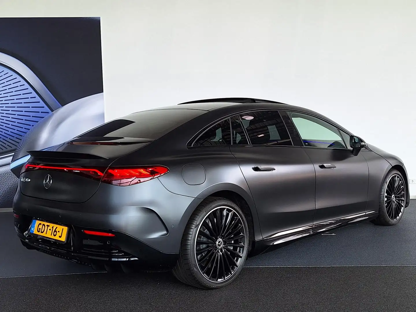 Mercedes-Benz EQE 350 AMG Line | Matgrijs |  Premium Pakket | Night Pakk Gris - 2