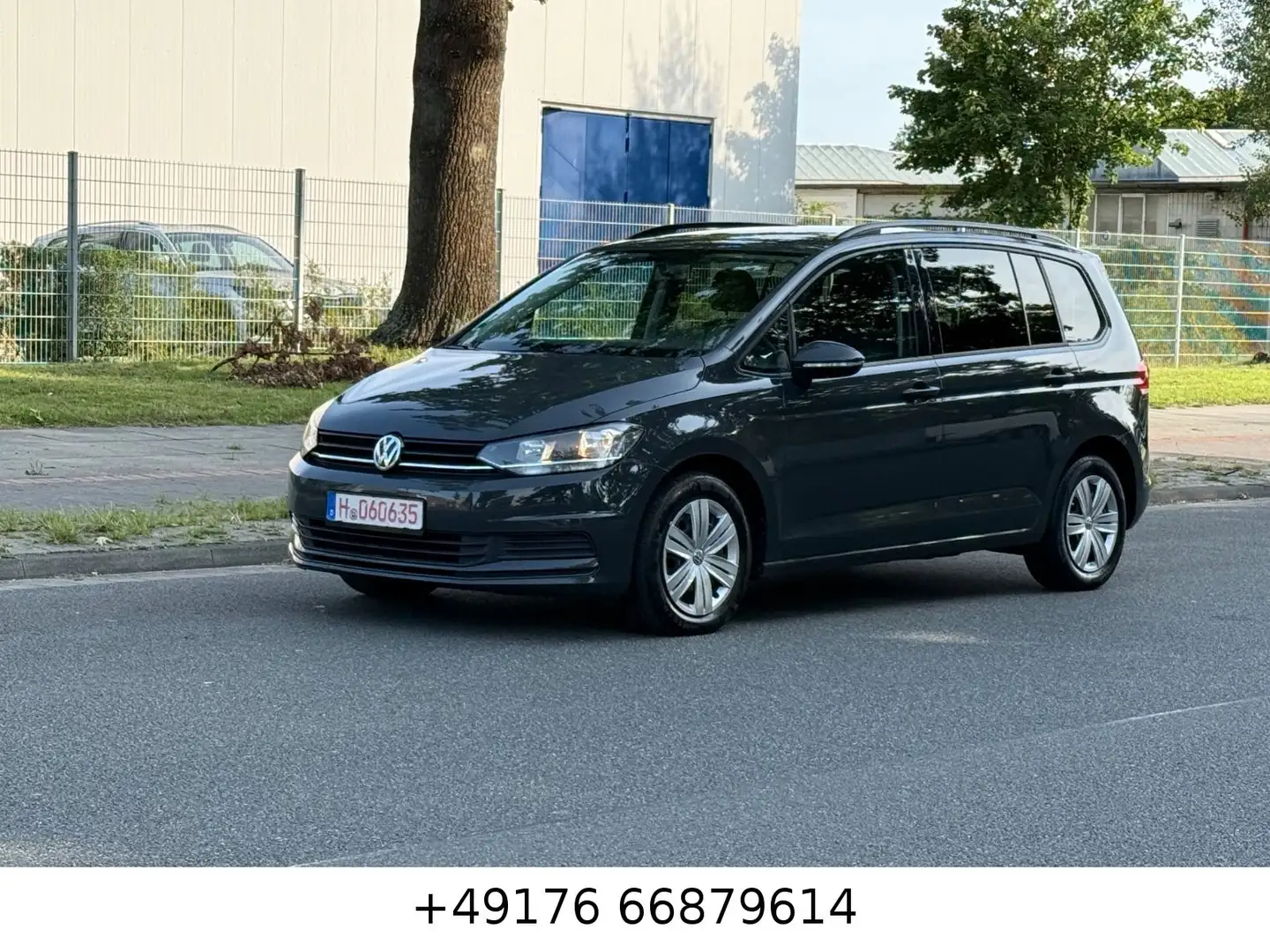 Volkswagen Touran Trendline /Start-Stopp 7 Sitzer TÜV NEU Grau - 1
