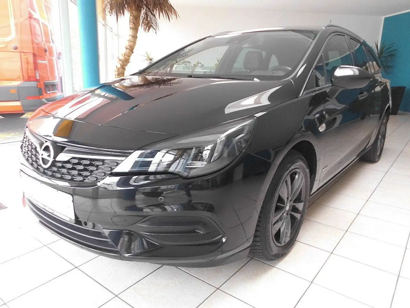Opel Astra K Sports Tourer Design & Tech Orig. 31tkm. Schwarz - 1