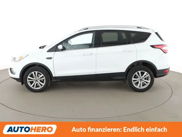 Ford Kuga view 3