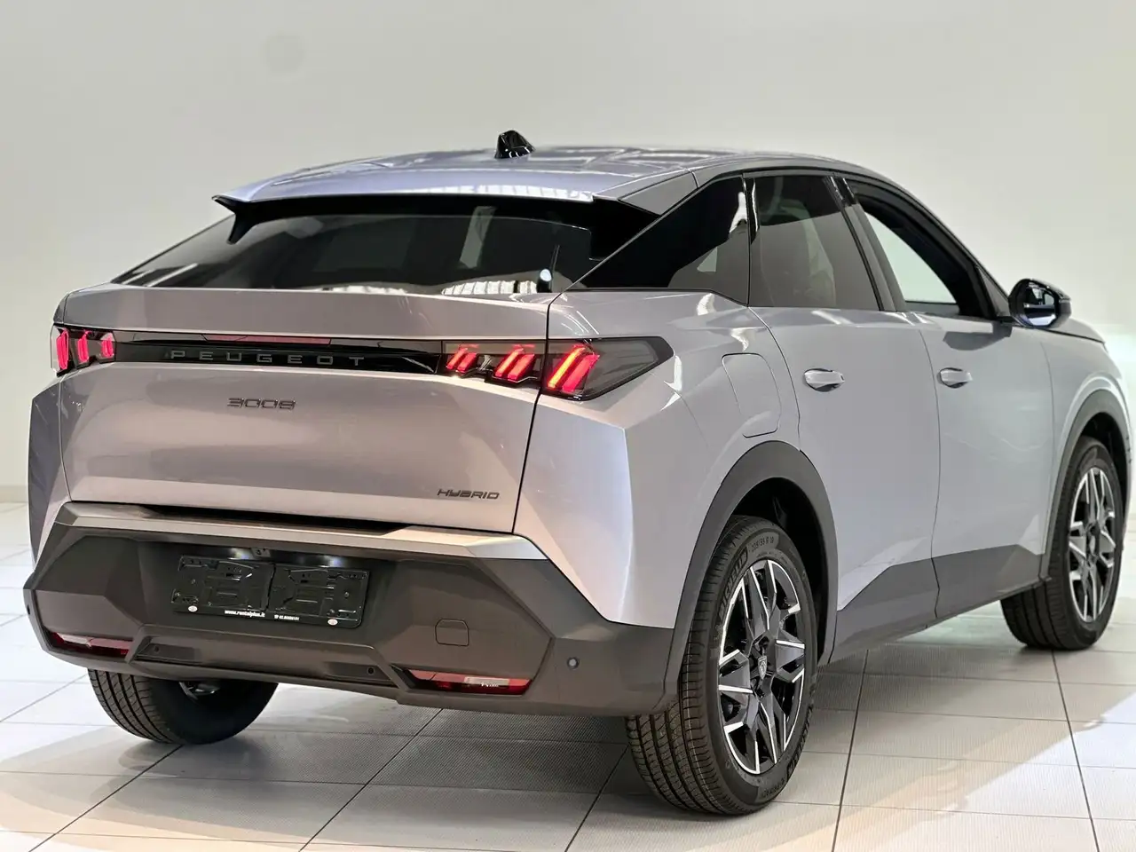 Peugeot 3008 Hybrid 145 Allure e-DCS 6 5